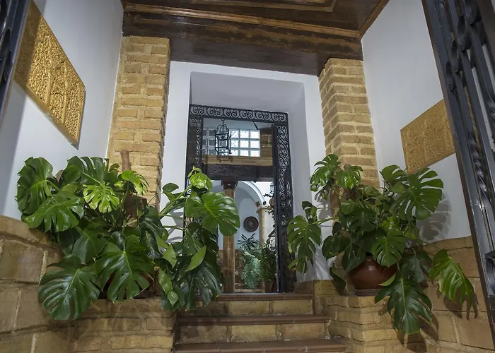 Casa Turistica Patio Cordobes - Parking Privado En La Juderia